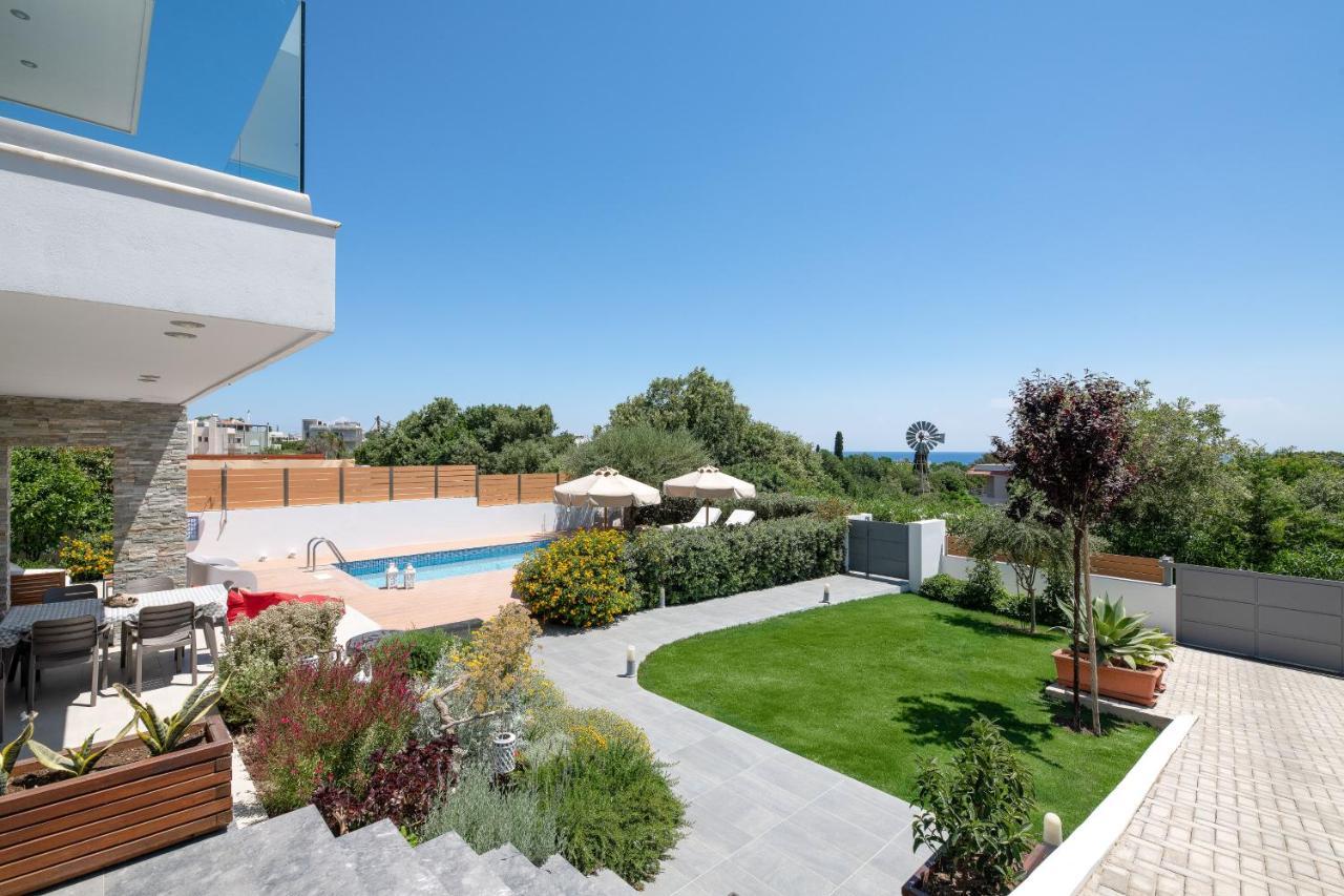 Terpsis Pool Villa 阿斯格罗 外观 照片